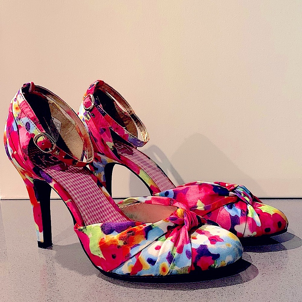 K9 Rocket Dog Womens Jcpenney Pump Shoes Pink Floral ankle strap size 7.5 M.New